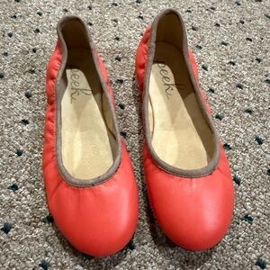 Peek Vibrant Coral Women's Flats